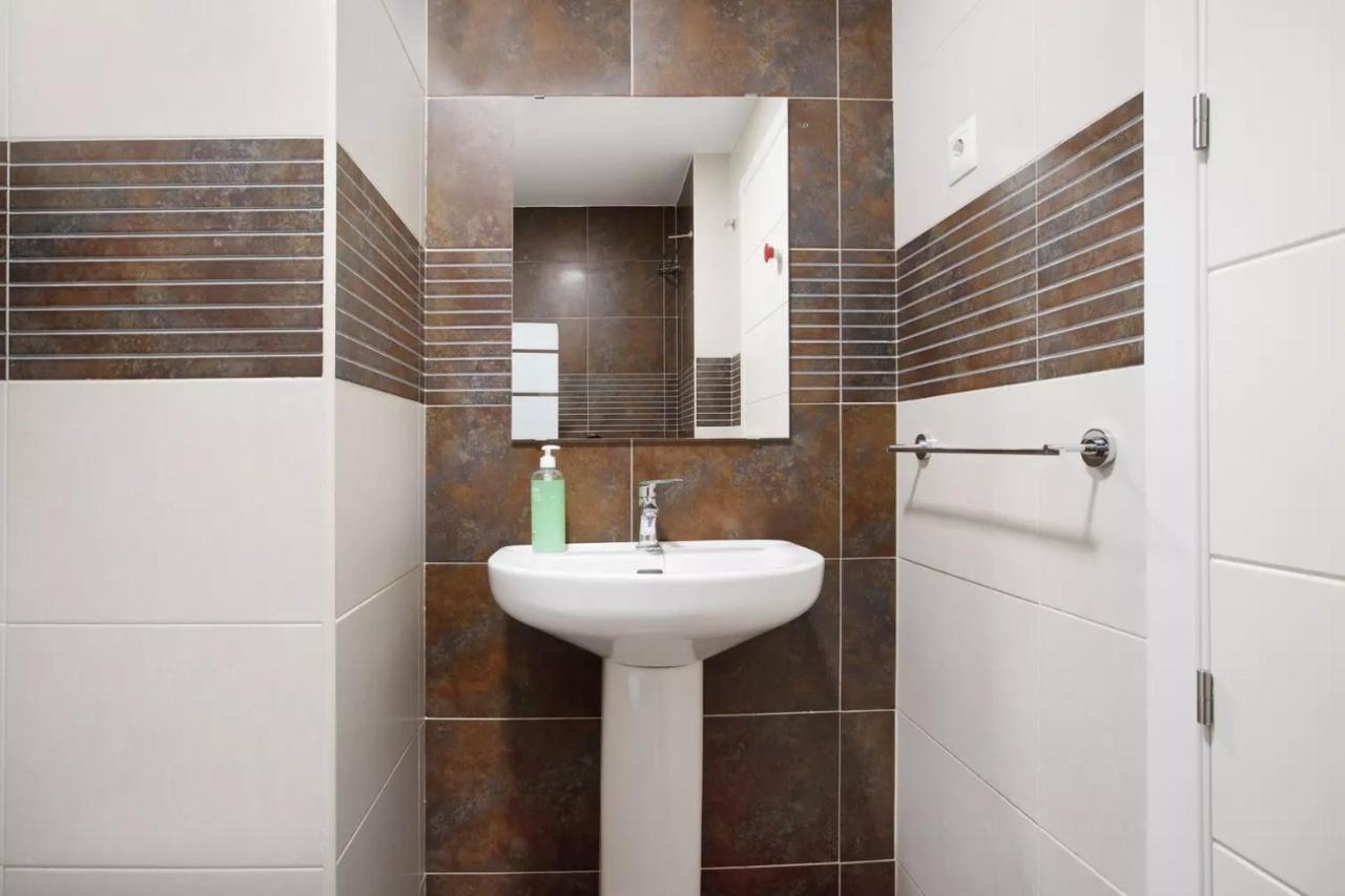 Malaga Campus Apartment Parking Included 외부 사진
